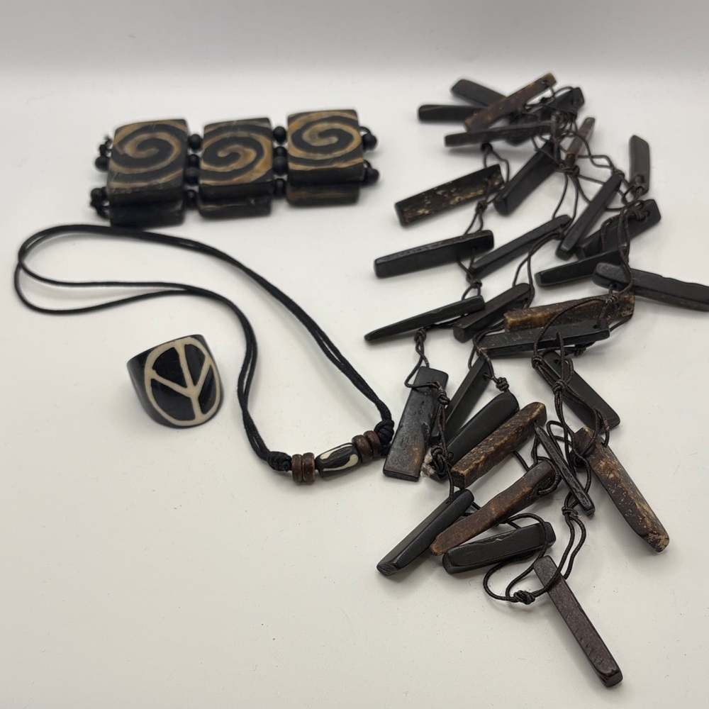 Tribal bone bead set